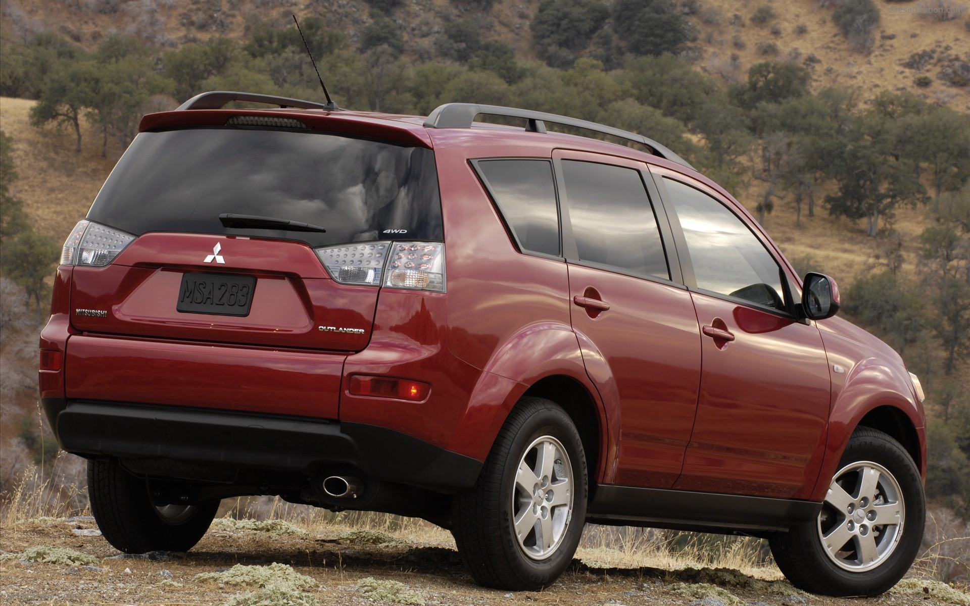 Mitsubishi Outlander ES